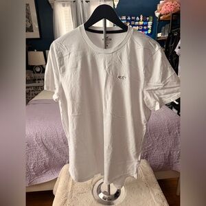 Hollister Men's White Crew Neck Short Sleeve Tee